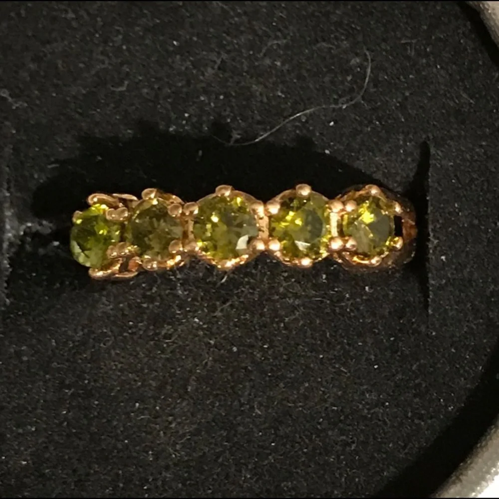 New Woman’s 9ct Gold Plated S925 Sterling Silver .68ctw Peridot Luxury Band Ring